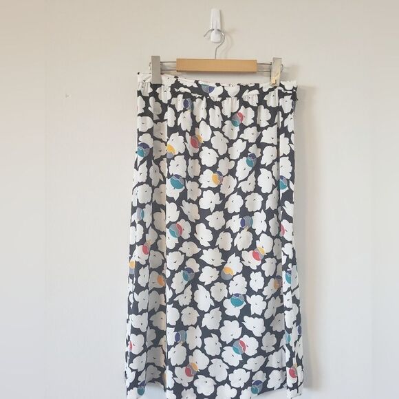 Vitntage Black and White Floral Set - Matching Skirt and Top - Picture 5 of 12
